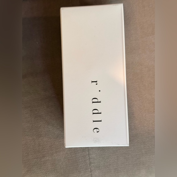 NWT riddle Kismet limited body oil and sample - Picture 9 of 14